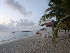 St. James Tour – Montego Bay Centre & Doctors Cave Beach